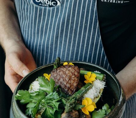 <br />
<b>Notice</b>:  Trying to get property 'name' of non-object in <b>/storage/cache/templates/_view_template_content_layouts_layout_4.tpl.php</b> on line <b>21</b><br />
